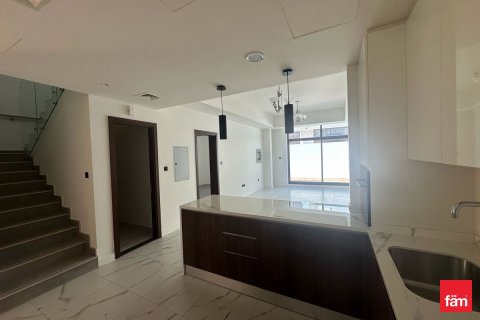 Villa in Dubai 4 bedrooms, 187.2 sq.m. № 111441 - photo 12