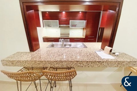 Apartment in BURJ VIEWS in Downtown Dubai (Downtown Burj Dubai), Dubai 1 bedroom, 73 sq.m. № 79323 - photo 4