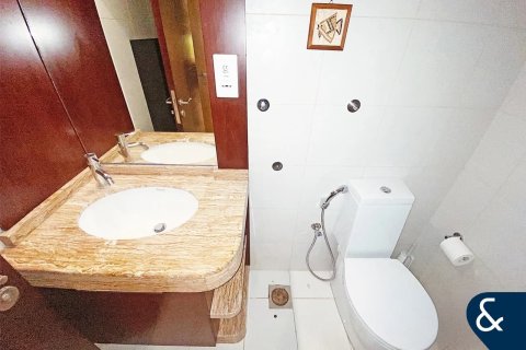 Apartment in BURJ VIEWS in Downtown Dubai (Downtown Burj Dubai), Dubai 1 bedroom, 73 sq.m. № 79323 - photo 9