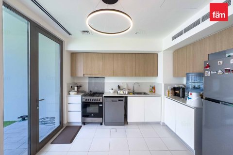 Villa in Dubai 3 bedrooms, 144.9 sq.m. № 139479 - photo 7
