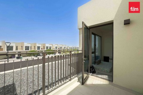 Villa in Dubai 3 bedrooms, 144.9 sq.m. № 139479 - photo 21