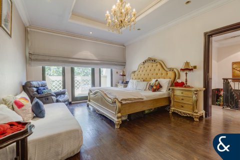 Villa en Canal Cove Villas, Palm Jumeirah, Dubai, 3 dormitorios, 353 m², № 88523 - foto 9