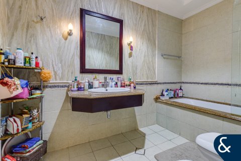 Villa en Canal Cove Villas, Palm Jumeirah, Dubai, 3 dormitorios, 353 m², № 88523 - foto 12