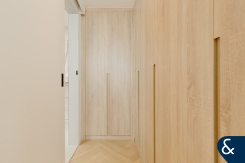 Adosado en Al Furjan, Dubai, 4 dormitorios, 302 m², № 88522 - foto 5