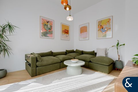 Adosado en Al Furjan, Dubai, 4 dormitorios, 302 m², № 88522 - foto 6