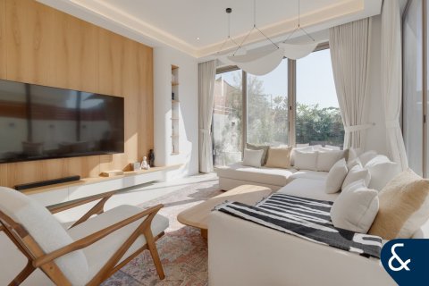 Adosado en Al Furjan, Dubai, 4 dormitorios, 302 m², № 88522 - foto 14