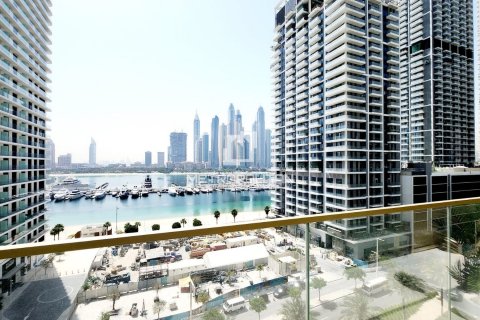 Снять в аренду квартиру в EMAAR Beachfront, Dubai Harbour, Дубай: 1 спальня, 81м², № 16069 - фото 7