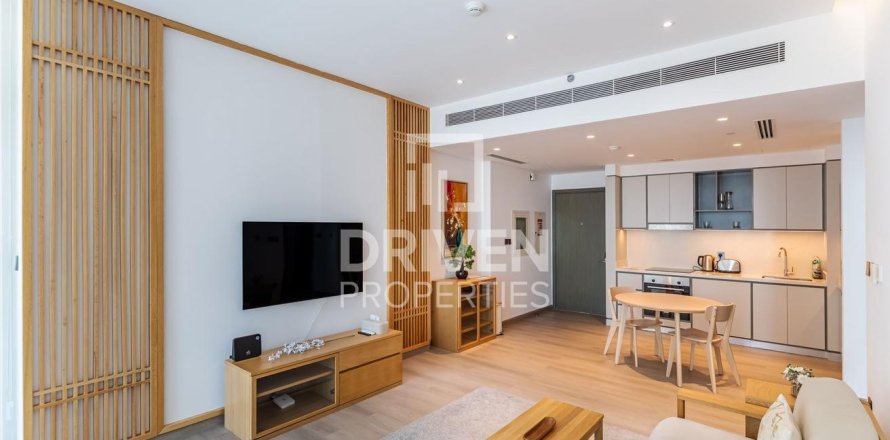 شقة في EMAAR Beachfront, Dubai Harbour, دبي 1غرف نوم, 74.32 م² رقم 136091