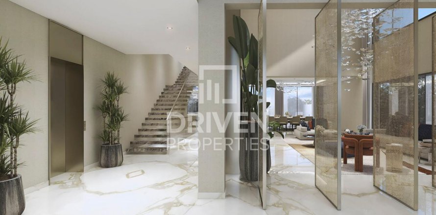 Villa in Dubai 5 bedrooms, 224.73 sq.m. № 136098