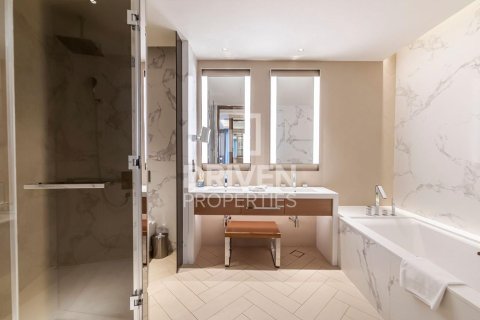 Appartement à The Address Residences Dubai Opera, Downtown Dubai (Downtown Burj Dubai), Dubai, 2 chambres, 123.75 m², № 136090 - photo 12