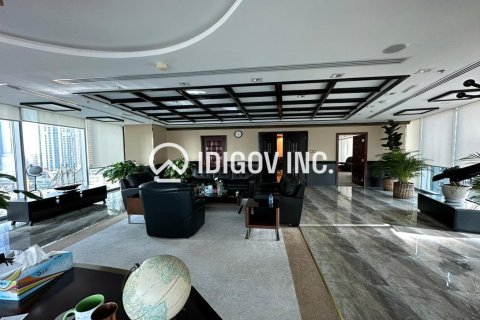 Office in Business Bay, Dubai 180 sq.m. № 95208 - photo 27
