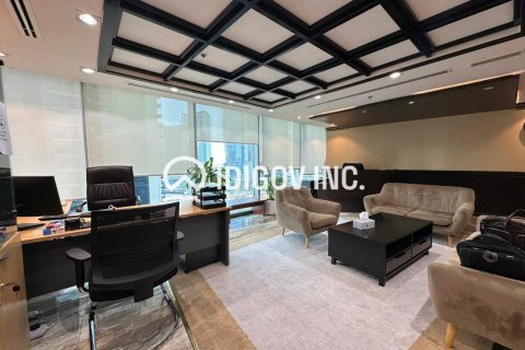 Office in Business Bay, Dubai 180 sq.m. № 95208 - photo 24