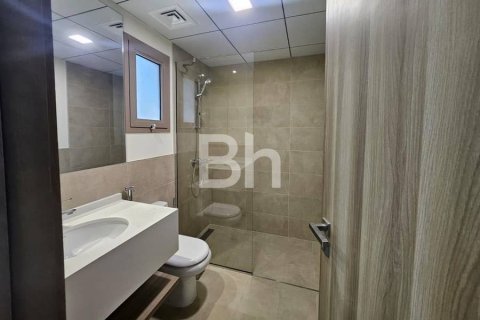 Apartment in Business Bay, Dubai 2 bedrooms, 123 sq.m. № 24063 - photo 11