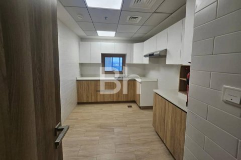 Apartment in Business Bay, Dubai 2 bedrooms, 123 sq.m. № 24063 - photo 19