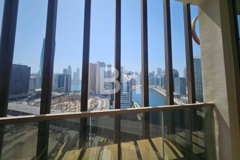 Apartment in Business Bay, Dubai 2 bedrooms, 123 sq.m. № 24063 - photo 6