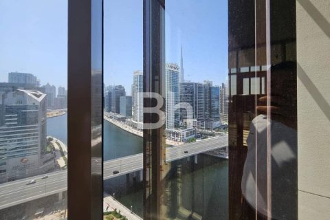 Apartment in Business Bay, Dubai 2 bedrooms, 123 sq.m. № 24063 - photo 9