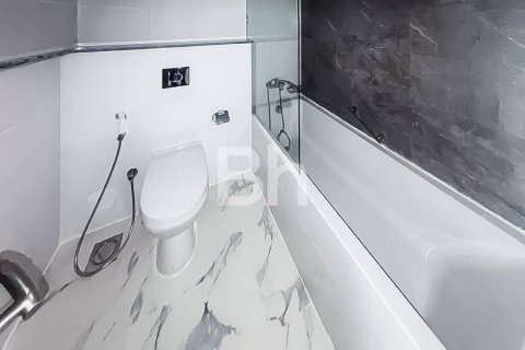 Снять в аренду квартиру в Бизнес-Бэе, Дубай: 1 спальня, 75м², № 24062 - фото 3