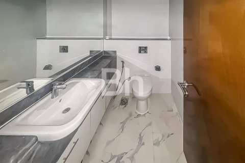 Снять в аренду квартиру в Бизнес-Бэе, Дубай: 1 спальня, 75м², № 24062 - фото 4