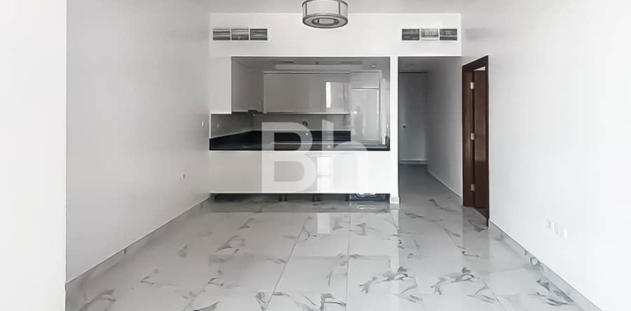 Квартира в Бизнес-Бэе, Дубай, 1 спальня, 75м², № 24062