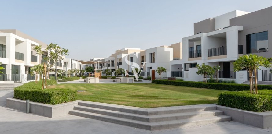 Таунхаус в Arabian Ranches 3, Дубай, 3 спальни, 126м², № 109963