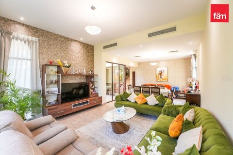 Villa in Dubai 4 bedrooms, 573.7 sq.m. № 76940 - photo 11