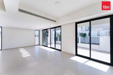 Villa in Dubai 4 bedrooms, 428.6 sq.m. № 76929 - photo 11