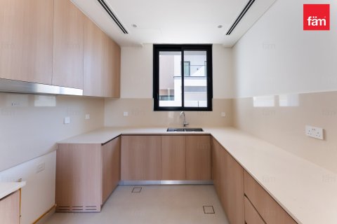 Villa in Dubai 4 bedrooms, 428.6 sq.m. № 76929 - photo 7