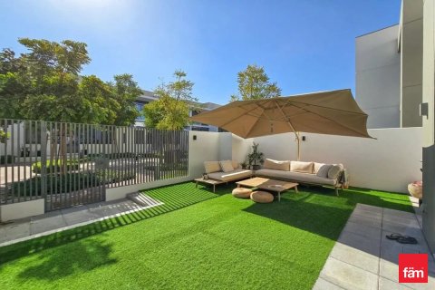 Townhouse in Dubai 3 bedrooms, 144.8 sq.m. № 93489 - photo 12