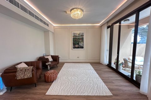 Townhouse in Jumeirah Islands, Dubai 4 bedrooms, 312 sq.m. № 105695 - photo 8