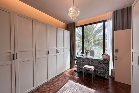 Townhouse in Jumeirah Islands, Dubai 4 bedrooms, 312 sq.m. № 105695 - photo 20