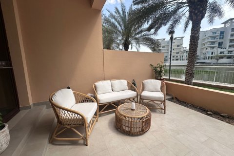 Townhouse in Jumeirah Islands, Dubai 4 bedrooms, 312 sq.m. № 105695 - photo 2