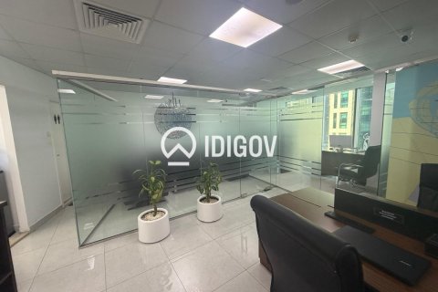 Oficina en Business Bay, Dubai, 143.44 m², № 121150 - foto 12