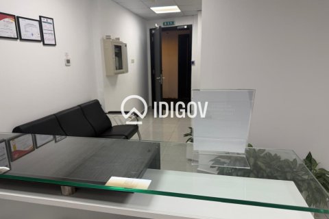 Oficina en Business Bay, Dubai, 143.44 m², № 121150 - foto 2