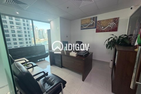 Oficina en Business Bay, Dubai, 143.44 m², № 121150 - foto 5