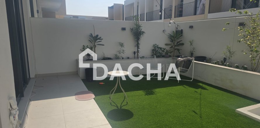 Adosado en EMAAR South, Dubai South (Dubai World Central), Dubai, 3 dormitorios, 193 m², № 105806
