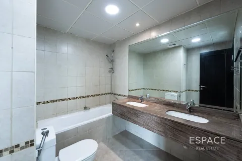 Купить квартиру в Дубай Марине, Дубай: 2 спальни, 122м², № 61709 - фото 11