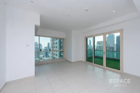 Купить квартиру в Дубай Марине, Дубай: 2 спальни, 122м², № 61709 - фото 3