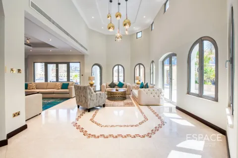 Villa in Palm Jumeirah, Dubai 4 bedrooms, 465 sq.m. № 61794 - photo 5