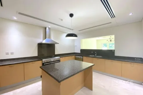 Townhouse in Al Furjan, Dubai 3 bedrooms, 301 sq.m. № 61711 - photo 4