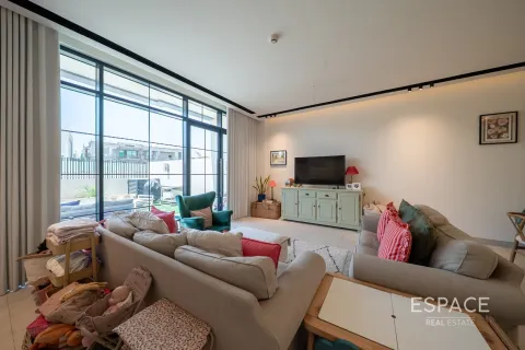 Купить таунхаус в Al Furjan, Дубай: 3 спальни, 198м², № 61801 - фото 1