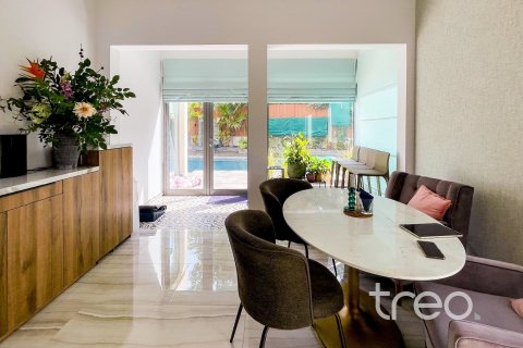Villa en Arabian Ranches, Dubai, 3 dormitorios, 329.99 m², № 139824 - foto 5