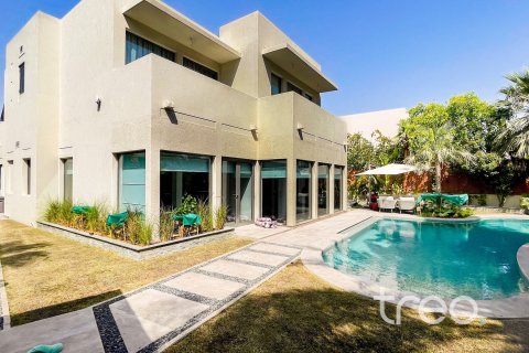 Villa en Arabian Ranches, Dubai, 3 dormitorios, 329.99 m², № 139824