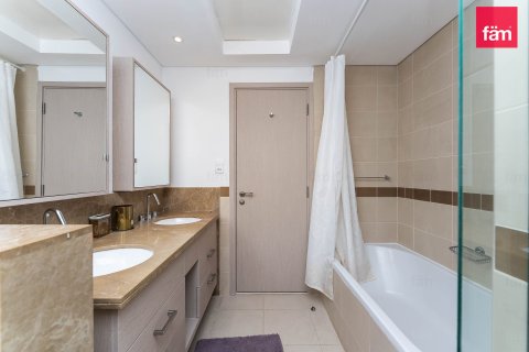 Appartement à Downtown Dubai (Downtown Burj Dubai), Dubai, 2 chambres, 119.5 m², № 137532 - photo 20