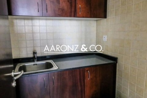 Office in Jumeirah Lake Towers, Dubai 113 sq.m. № 103308 - photo 8