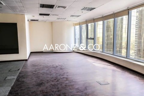 Office in Jumeirah Lake Towers, Dubai 113 sq.m. № 103308