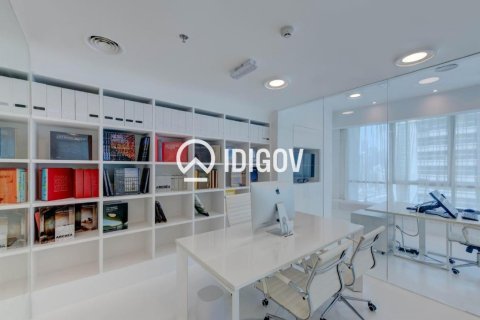 Oficina en Jumeirah Lake Towers, Dubai, 198.72 m², № 121143 - foto 16