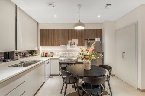 Снять в аренду квартиру в Дубай Хилс Эстейт, Дубай: 2 спальни, 101м², № 73835 - фото 2