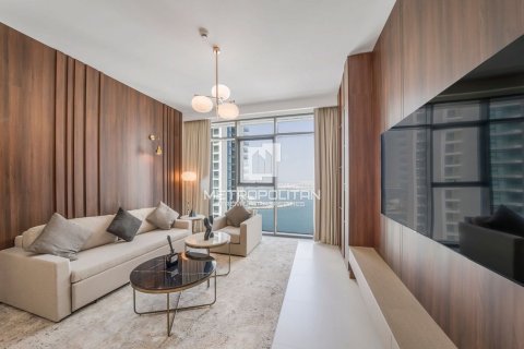 Снять в аренду квартиру в EMAAR Beachfront, Dubai Harbour, Дубай: 1 спальня, 68м², № 73846 - фото 2