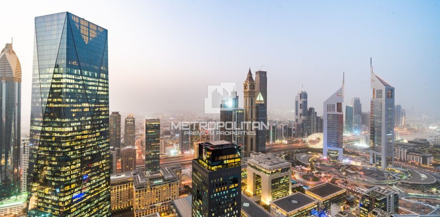 Appartement à DIFC, Dubai, 2 chambres, 195 m², № 73838