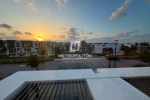 Купить таунхаус в EMAAR South, Dubai South (Dubai World Central), Дубай: 4 спальни, 210м², № 73844 - фото 11